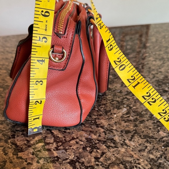 Steve Madden Satchel Bag with crossbody EUC - Picture 10 of 14